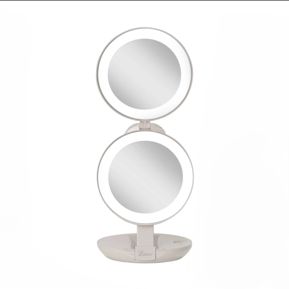 Zadro 4.75" Round Dual LED Lighted Travel Mirror 10X/1X